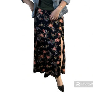 Vintage, Flower Maxi Skirt, Button Up on the Front, Size M